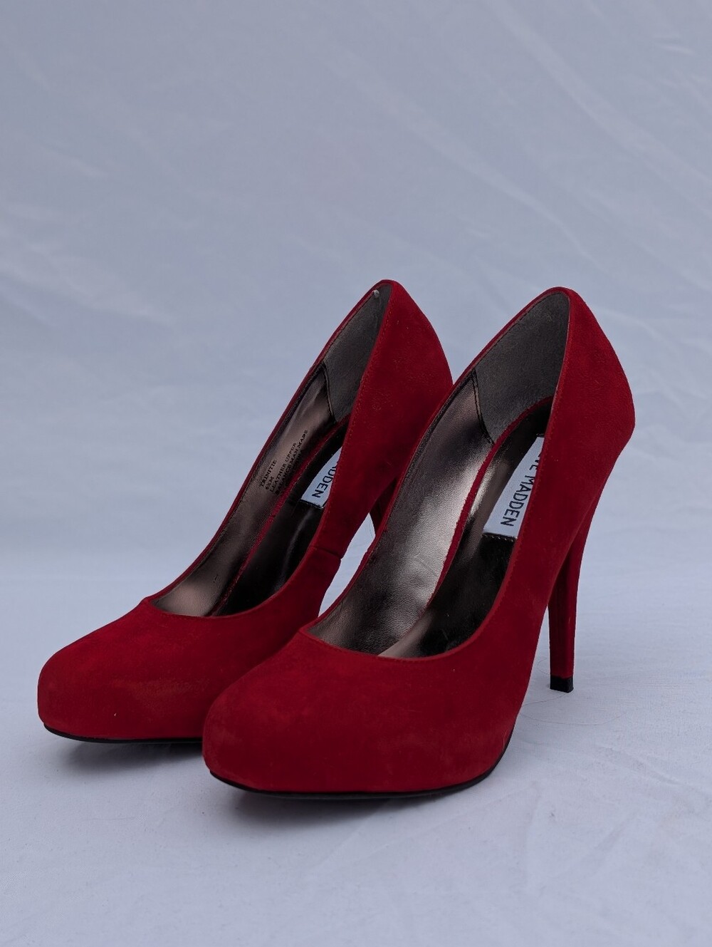 Steve Madden Red Suede Trinitie Heels